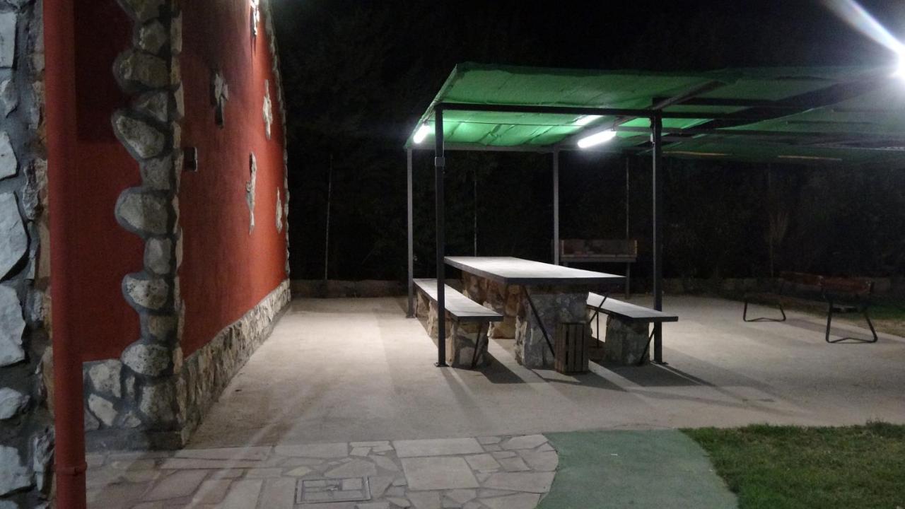 Finca Entrevinedos De Bodegas Marcos Peñafiel エクステリア 写真